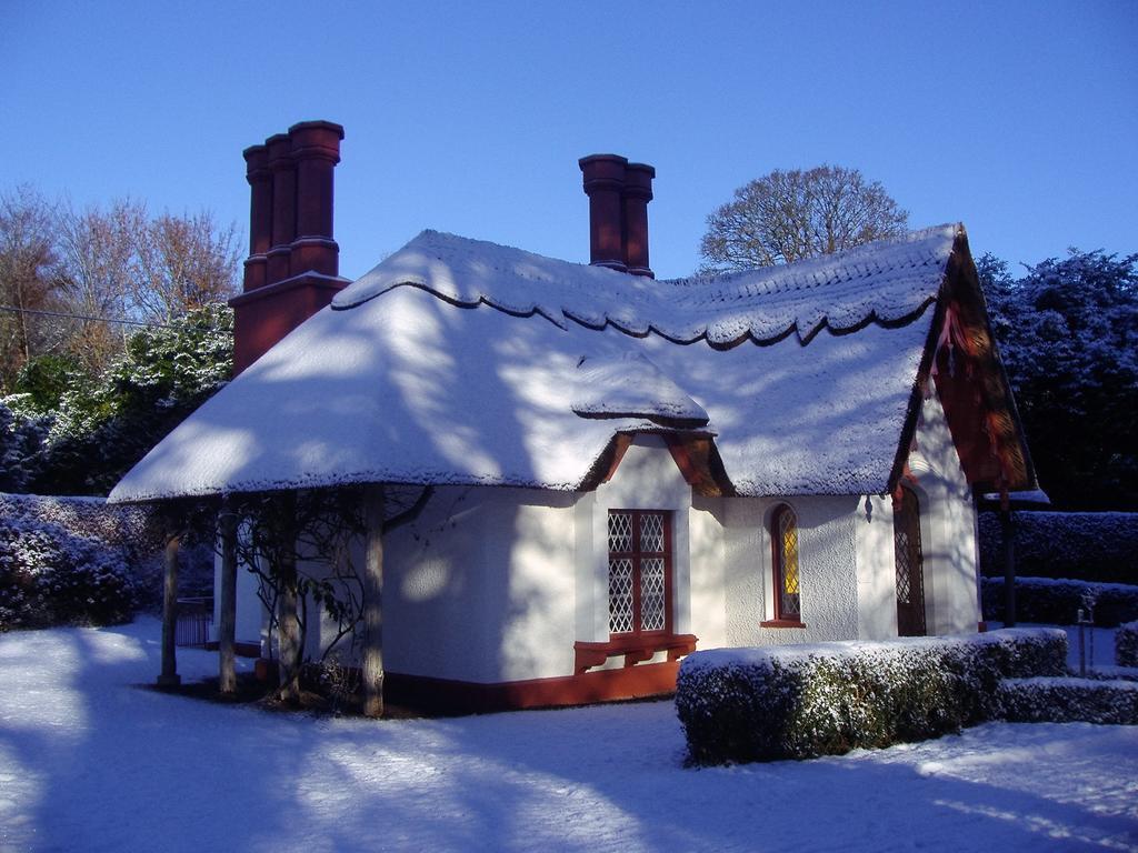 Bed and Breakfast Rathmore House Килларни Экстерьер фото